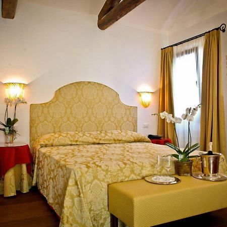 Ca' Dei Polo Hotel Venice Exterior photo