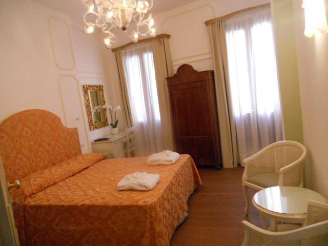 Ca' Dei Polo Hotel Venice Room photo
